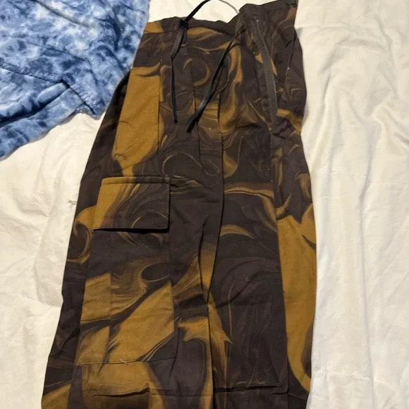 Gucci Black and Brown Marble Pattern Pants - Picture 4 of 8